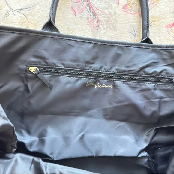 Victoria's Secret Cream Tote with Black Accents - Picture 6 of 7